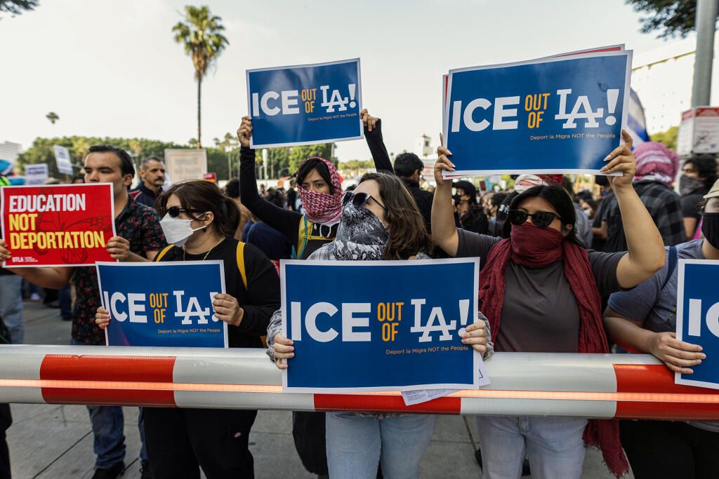 ICE raids LA