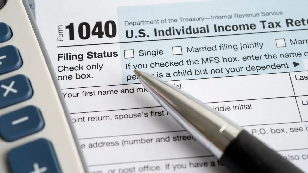 What-is-a-tax-advisor